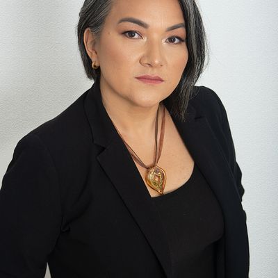 Mei L.